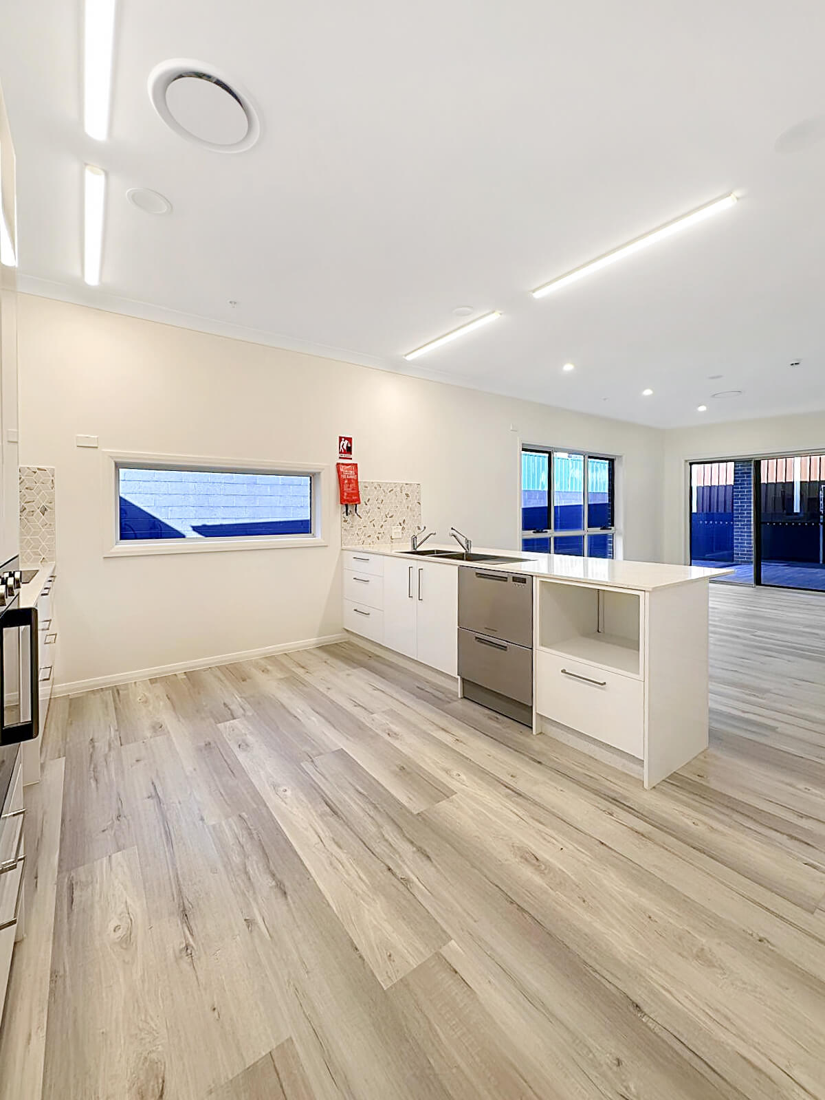 Hamlet Crescent, Rosemeadow 5